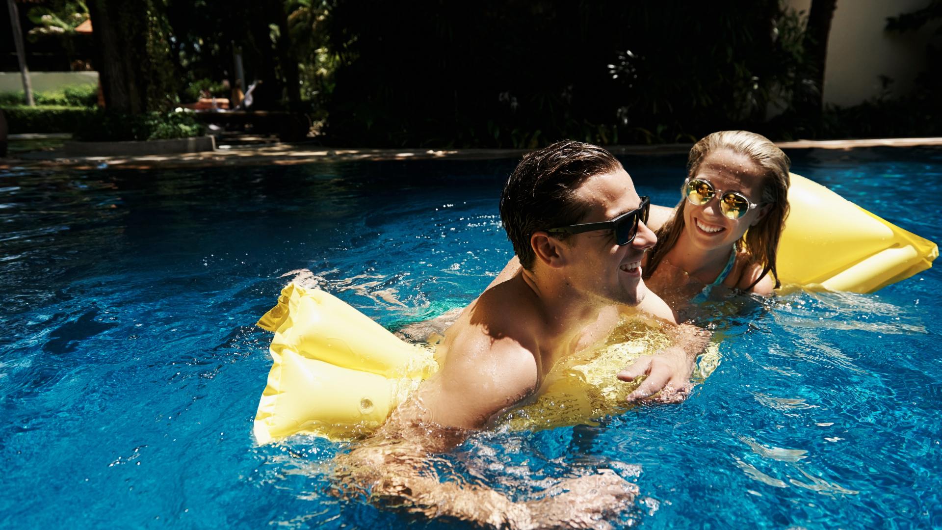 piscine protege voile ombrage